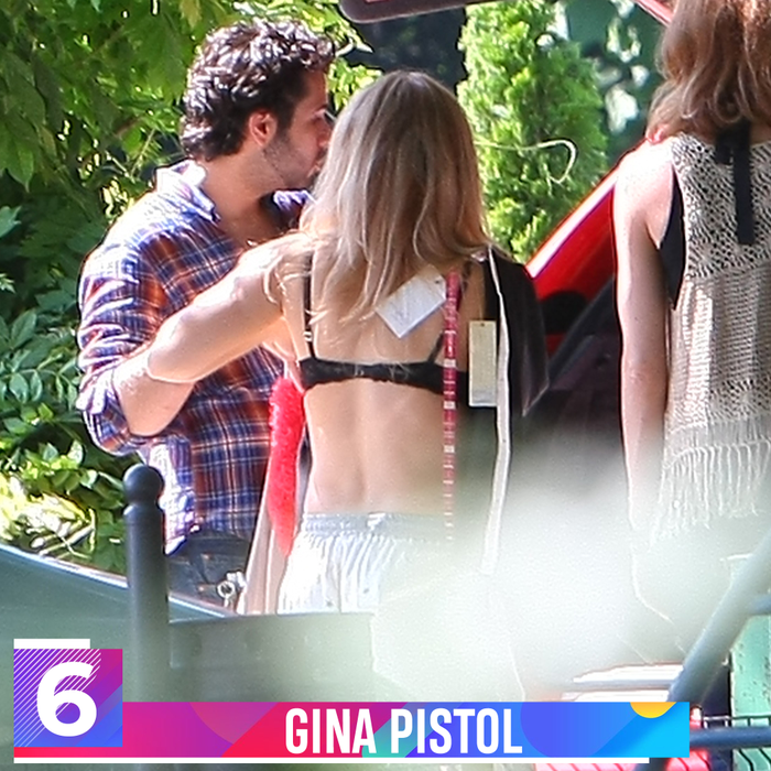 Top 20 bunăciuni din showbiz care au rămas “total descoperite” în locuri publice. Anna Lesko, Gina Pistol sau Anda Adam sunt doar câteva dintre numele sonore