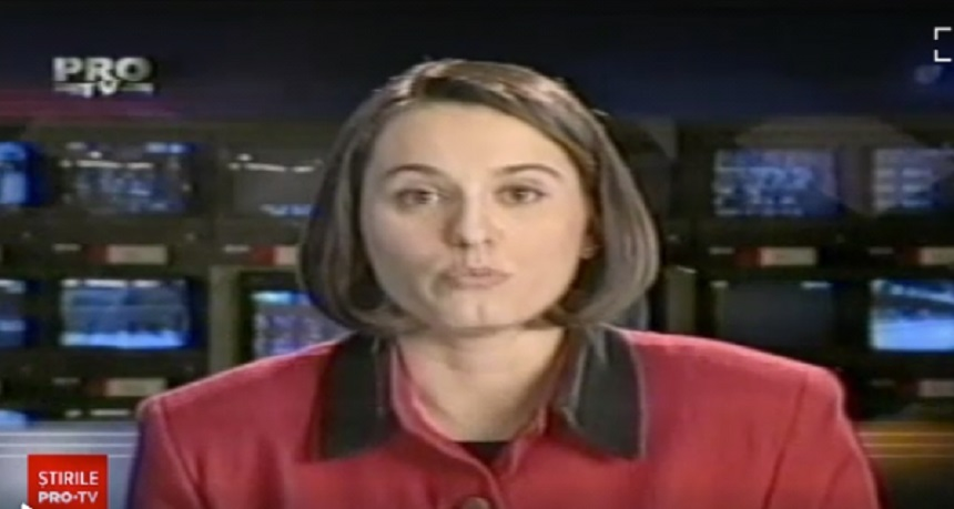 Primul jurnal Știrile Pro TV prezentat de Andreea Esca pe 1 decembrie 1995. Detaliul ciudat observat în aceste imagini