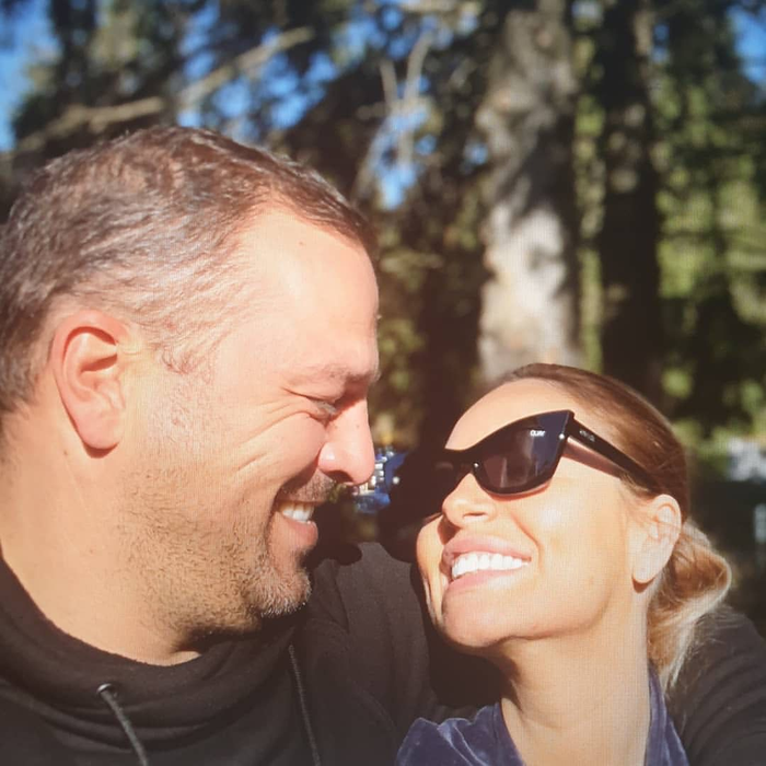 Vasile Geambazi și Gabriela Pavel, dragoste ca în prima zi. Cei doi nu se sfiesc să arate cât de mult se iubesc!