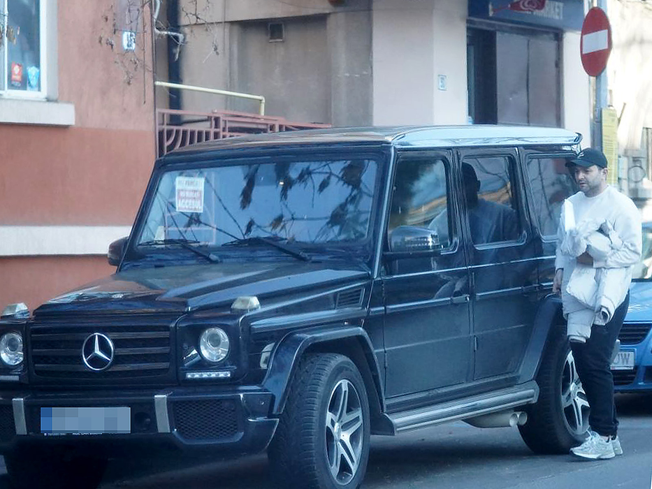 Mihai Morar a renunțat la Porsche 911 Carrera în favoarea unui Mercedes G-Class Brabus (SURSA FOTO: CANCAN.RO)