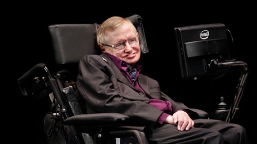 Stephen Hawking a explicat cine este, de fapt, Dumnezeu! A scris aceste rânduri înainte de a muri