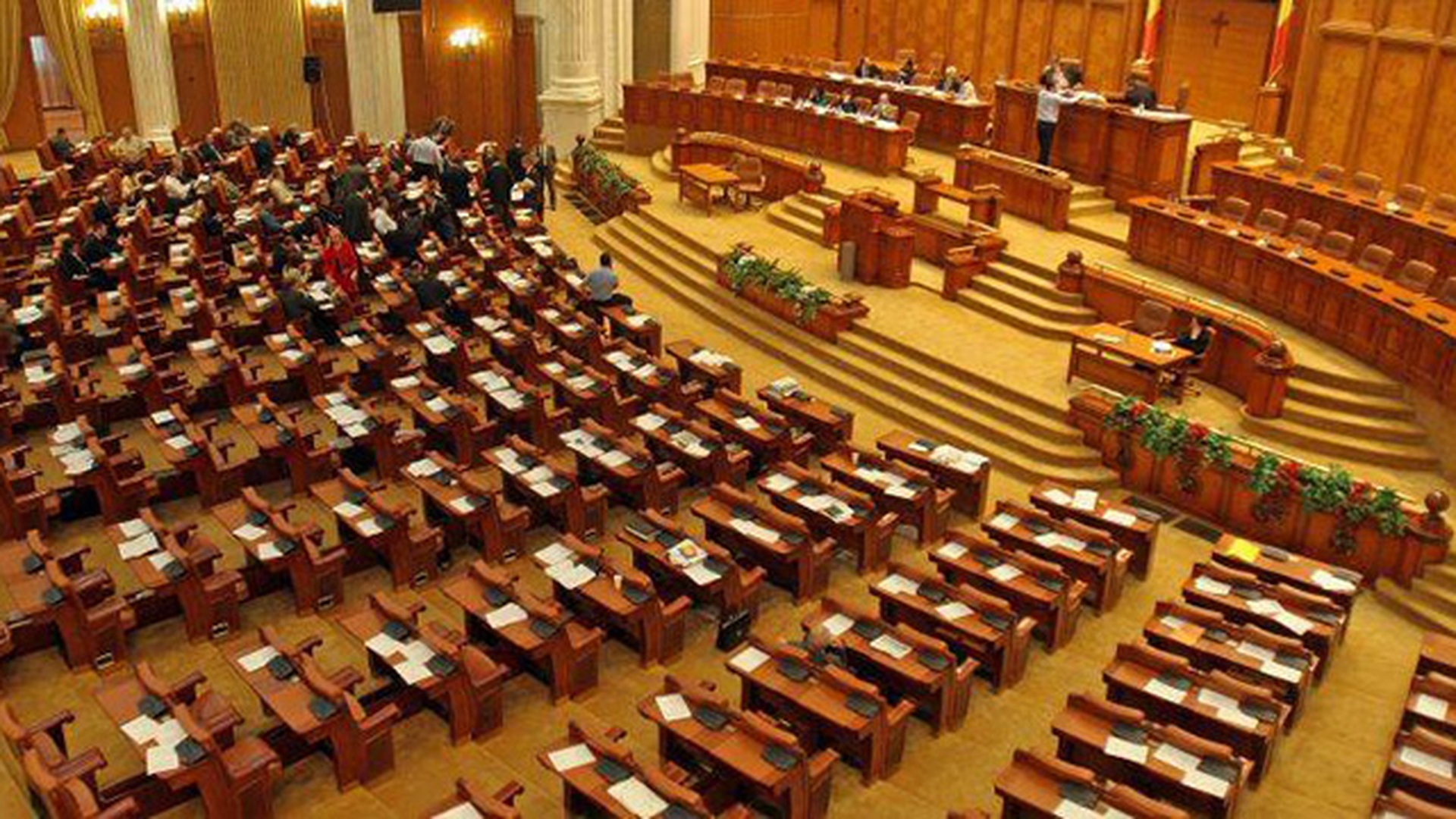 Parlamentul A RESPINS referendumul propus de Traian Băsescu