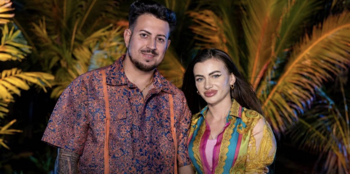 Cum arată casa în care locuiește Prințul Marco la Roma. Ceas Rolex în perete, tapet Gucci și perne Hermès