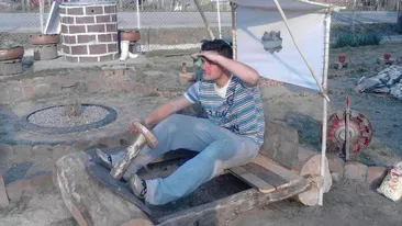 Fred Flinstone de Romania! Stefan Munteanu a construit de le zero masina celebrului personaj de desene animate!