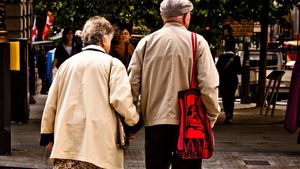 Oamenii de știință au făcut calculul exact. La ce vârstă devii "bătrân", de fapt