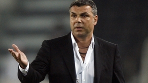 Cosmin Olăroiu pe urmele lui Dan Petrescu? „Oli” favorit să preia formația cu care „Bursucul” a câștigat Cupa Chinei!