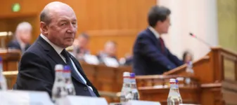 „Avem un președinte complexat”. Băsescu, despre „exigențele” lui Nicușor Dan: Subiectele salarii, ANI, Guvern - a blocat aceste procese