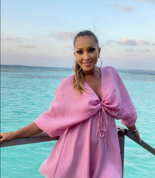 Imagini provocatoare cu artista Livia Pop! A încins imaginația bărbaților pe plajă, în Maldive