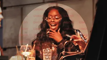 Naomi Hedman, vrăjită la propriu în fața la Uanderful! E single și pusă pe distracție, după despărțirea de Lazy Ed