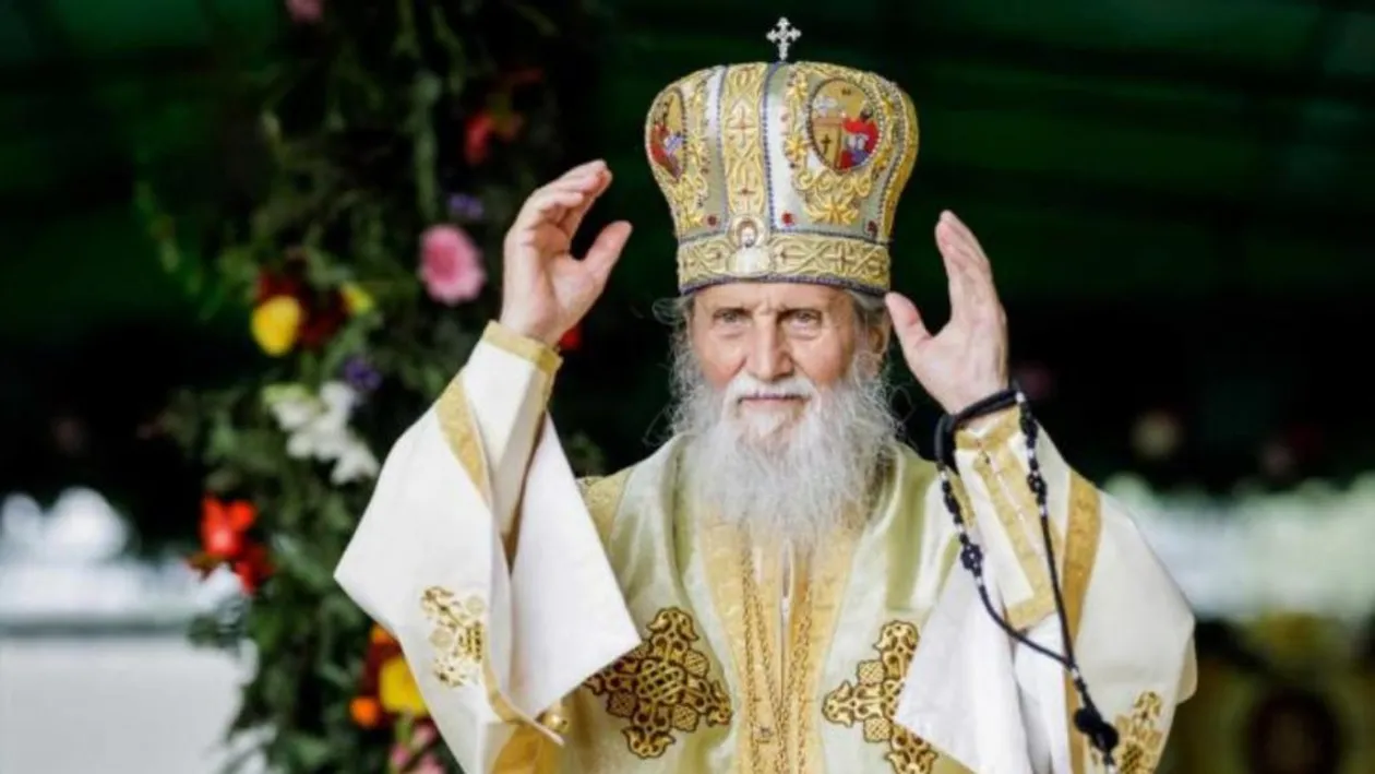 Ce scrie pe crucea lui ÎPS Pimen! Motivul pentru care a fost înmormântat fără să i se treacă numele real la căpătâi