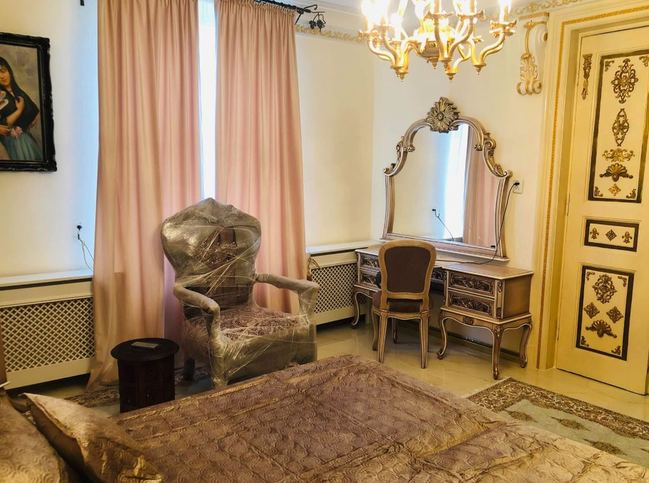 Prețul unui apartament în centrul Capitalei a creat isterie pe Internet! Suma ireală pe care o cere proprietarul: ”La bucătărie, trebuie să stai în genunchi să gătești”