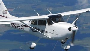 FOTO! Un avion s-a prăbuşit! Toţi pasagerii au murit