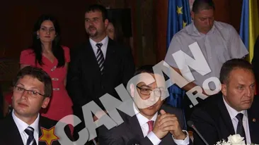 Victor Ponta l-a instalat pe noul prefect de Gorj
