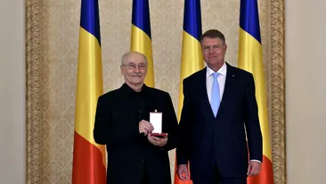 Maestrul Victor Rebengiuc a fost decorat de preşedintele Iohannis. ”Un artist devotat spiritului...”