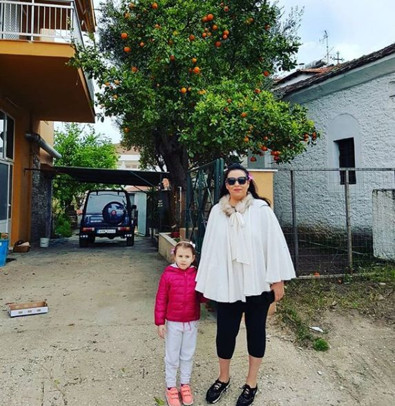 Oana Roman a petrecut Paștele în Grecia, la plajă