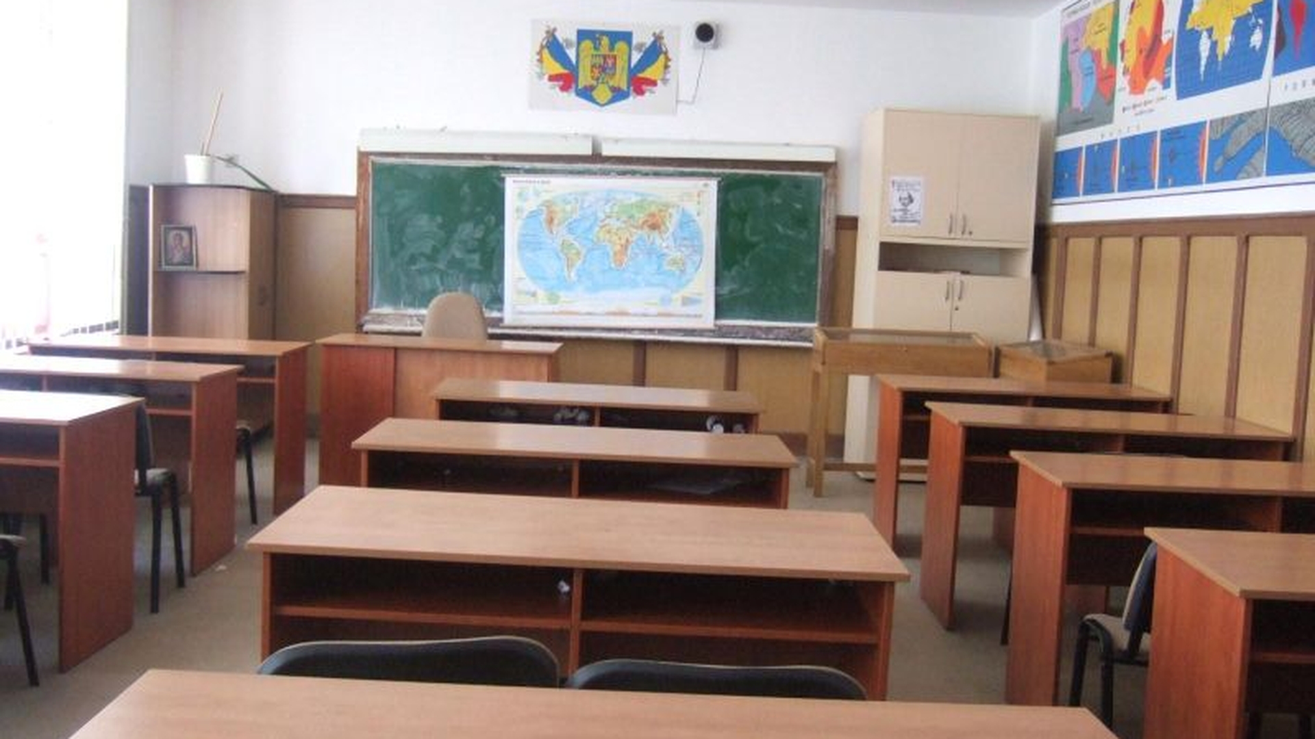 Veste proasta pentru elevi! De la anul se vor face rapoarte privind absentele!
