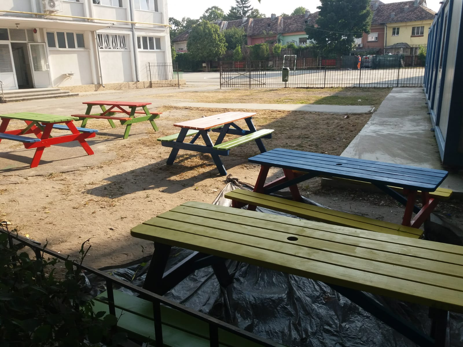 Amfiteatrul a fost construit din paleți