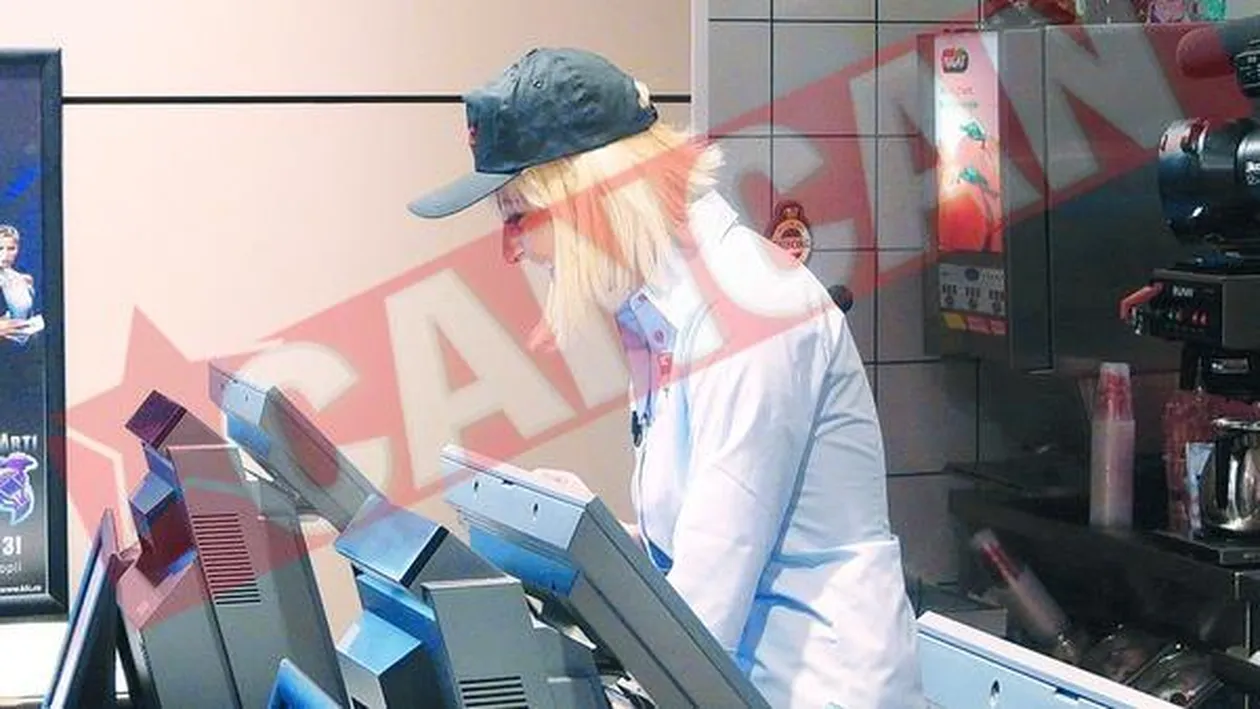 Vanzatoare la fast-food