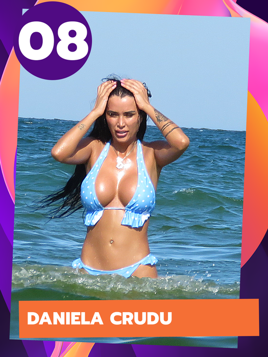 Cine o face mai bine? Cosmina Păsărin, Adelina Pestrițu, Anna Lesko sau Simona Trașcă? TOP 50 fete care se luptă cu părul, în costum de baie