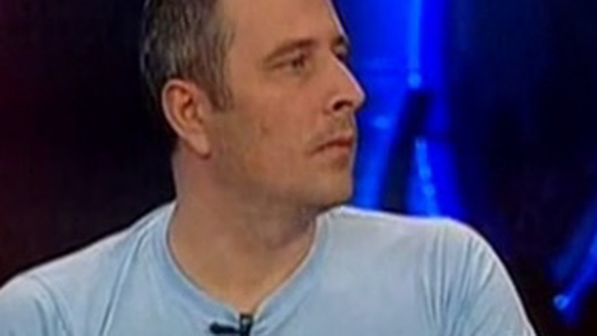 VIDEO Declaratii socante ale unui pasager dintr-un tramvai din Pasajul Lujerului: "Am vazut oameni cu sange pe fata. Oamenii spargeau geamurile ca sa iasa afara!"