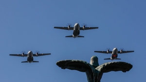 De ce survolează avioane militare Bucureștiul. Anunțul făcut pentru locuitorii Capitalei