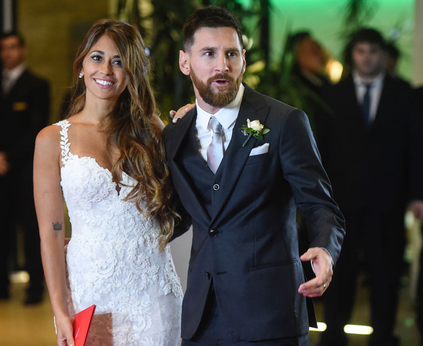 Primele imagini de la nunta lui MESSI cu ANTONELLA ROCCUZZO! Cum a arătat bruneta în rochie de mireasă