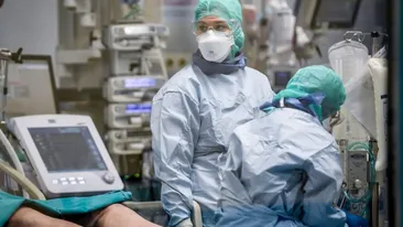 Comisia de Sănătate și-a dat girul: copiii medicilor uciși de COVID-19 vor primi pensii de urmaș