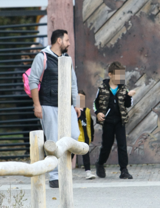 Cătălin Măruță și-a scos copiii “la aventură”, fără mască