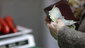 Categoria de pensionari români ale căror pensii vor crește în 2026. Câți bani vor primi în plus