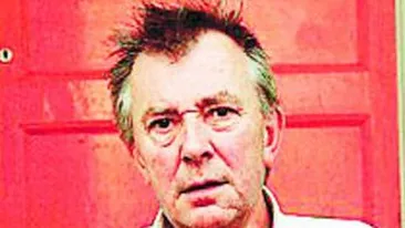 Si-a sufocat iubitul bolnav de SIDA