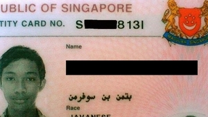 Ce scrie pe BULETINUL acestui barbat din Singapore! O sa ne acuzi ca l-am facut in Photoshop cand ii vei citi NUMELE