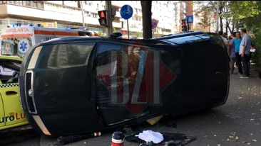 Accident rutier în Iași! Un preot și un taximetrist au intrat în coliziune. Au fost deschise două dosare penale