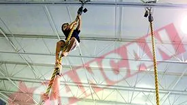 La trei ani muta mobila din casa