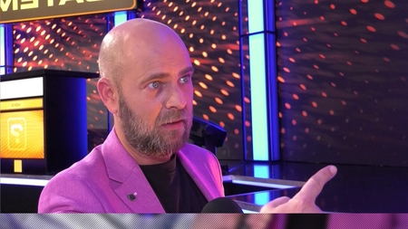 Cosmin Seleși, bântuit de bancă în noua emisiune de la PRO TV: “Sunt român, deci am rate!”