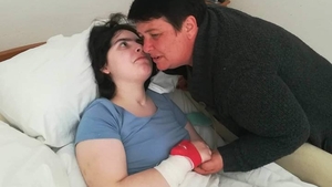 Mama Ioanei Condea, înjurată de o polițistă la câteva ore după anunțul morții: "Țăranca dracului"