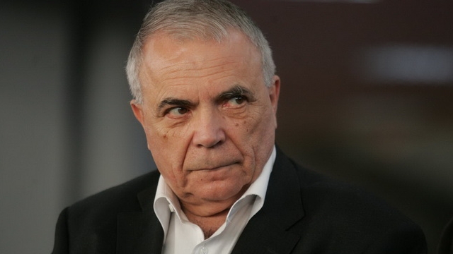 Scandal apocaliptic la Uniunea Scriitorilor! Numele lui Eminescu, tarat in mizerie si acuzatii de plagiat!