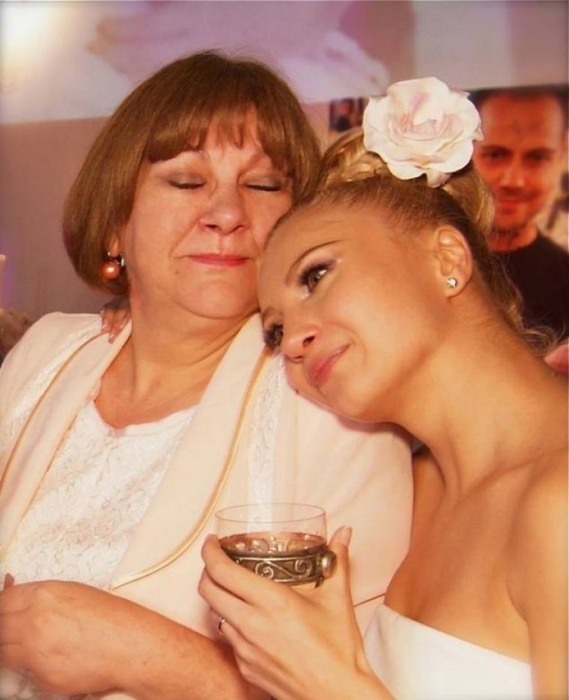 A murit mama Lorei. Boala de care suferea Mihaela Petrescu