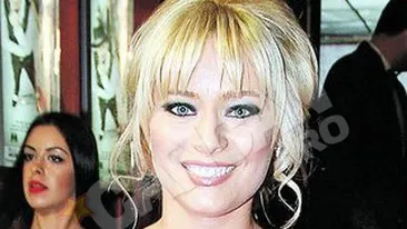 Laura Cosoi cumpara cadouri de Craciun de pe net! Mi se pare obositor sa ma imbulzesc si sa astept la cozile interminabile