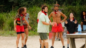 Motivul pentru care Aris apare doar în tricou la Survivor. A fost ironizat de Lucian că nu-și dă tricoul jos. Și acum am aflat ce ascunde, de fapt
