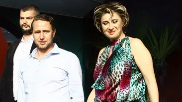 Parada de decolteuri, tocuri-cui si fuste transparente la petrecerea Stelei! Uite cum s-au imbracat iubitele si sotiile fotbalisti