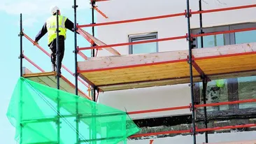 Ai salariul sub 1.500 de lei? Statul te ajutasa-ti reabilitezi casa