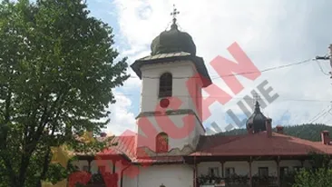 Stareta manastirii Agapia, acuzata de santaj