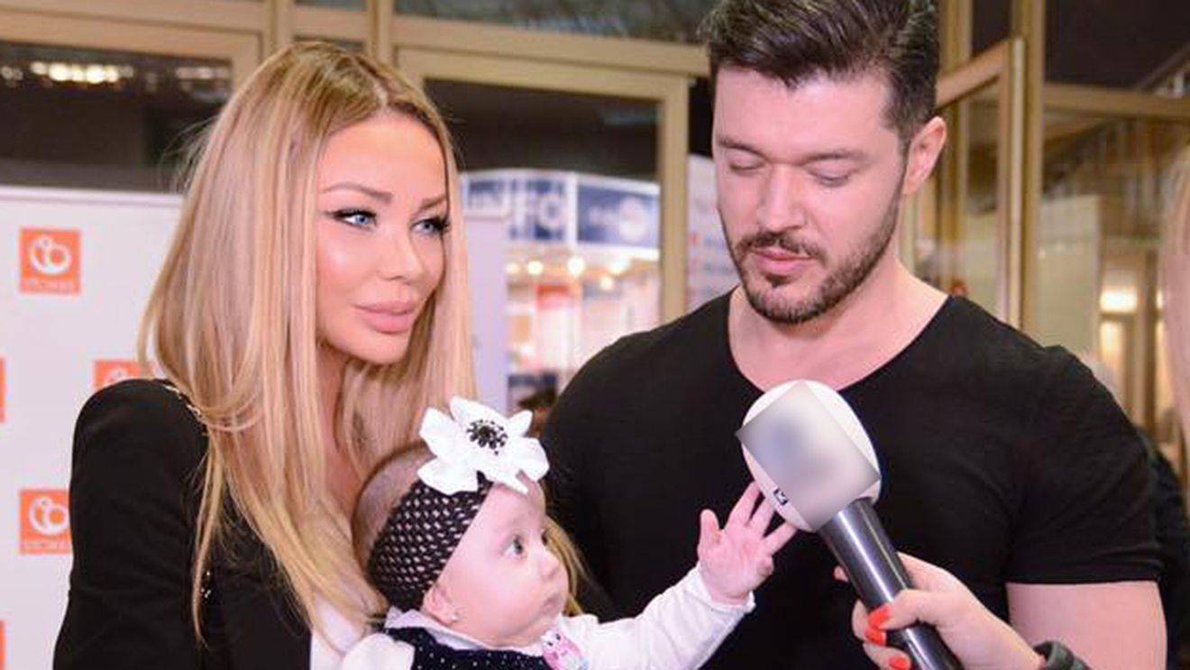 Ce schimb de replici a avut cu preotul după botez! Bianca, scandalizată în biserică!