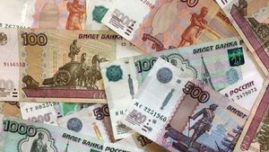 Curs valutar 27 aprilie 2022. Ce s-a întâmplat astăzi cu rubla rusească