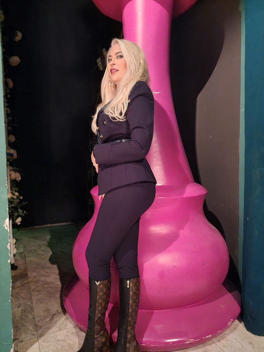 Elena Cristescu, soția milionarului (SURSA FOTO: CANCAN.RO)