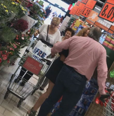 Dănuț Lupu a ”tăbărât” pe soție într-un hypermarket!