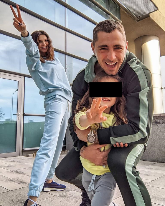 Vladimir Drăghia, alături de soția lui și de fiica lor (Foto: Instagram)