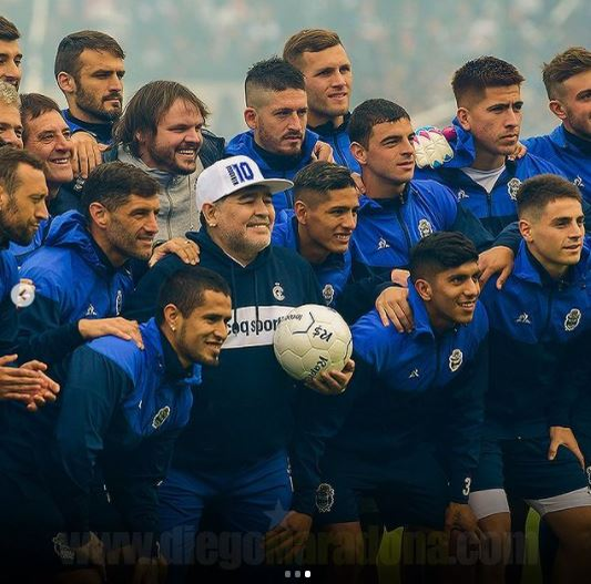 Cum se va împărți averea colosală a lui Maradona: “Voi dona totul”. Legendarul fotbalist are 10 copii