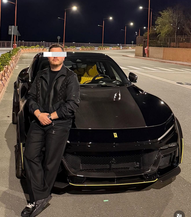 Batman de Constanța, pe numele real Mohamad, are un stil de viață la care unii doar visează. sursă - social media