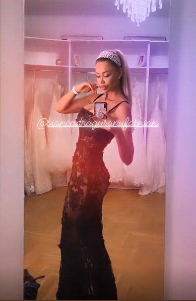 Bianca Drăgușanu, apariție mega-sexy la petrecerea VIVA! Cu cine a venit de mână